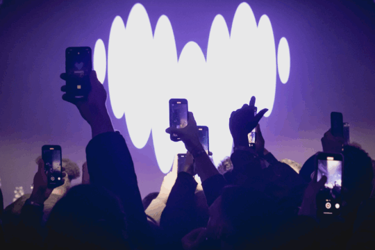 Música+ Deezer © Deezer Press